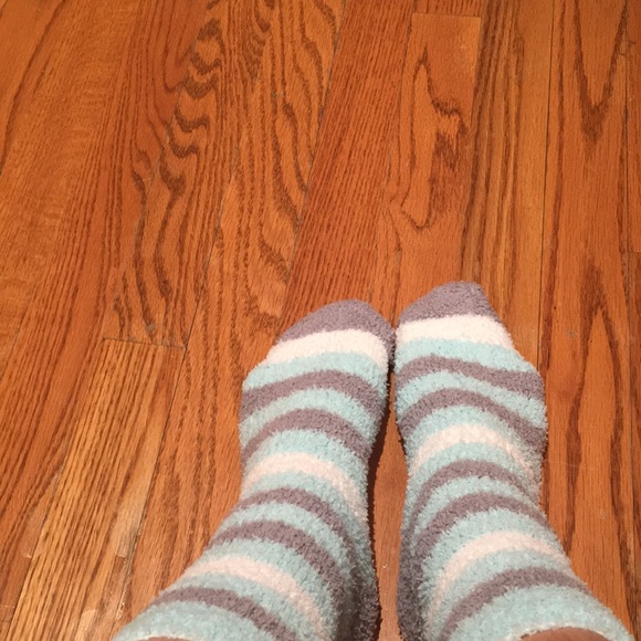 fuzzy socks - Picture 2 of 2